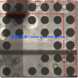 BGA錫球尺寸小于0.4mm，采用降低BGA內(nèi)圍襲球的錫膏量所得到X-Ray，稍微留意一下可以發(fā)現(xiàn)最外圈的錫量(圓的直徑)比其他內(nèi)圍的錫球上的錫量來(lái)得多一點(diǎn)點(diǎn)。也就是外圈的黑色圓形直徑比內(nèi)圈的圓形來(lái)得大一點(diǎn)點(diǎn)。