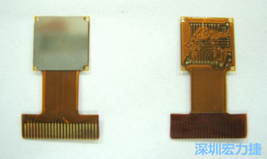 FPC可設(shè)計的電路復(fù)雜度與密度，比PCB遜色，但可適應(yīng)結(jié)構(gòu)的彈性結(jié)構(gòu)，成為電子產(chǎn)品設(shè)計重點。
